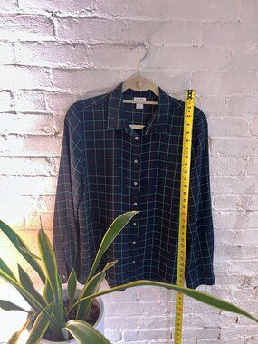 *NWOT* J CREW | Women's Navy Blue and Green Button-Up Shirt